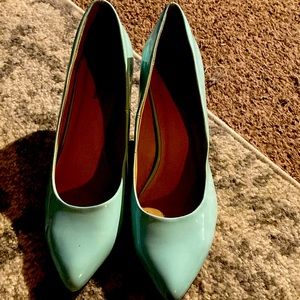 Women’s size 10 Tiffany Blue wedding heels